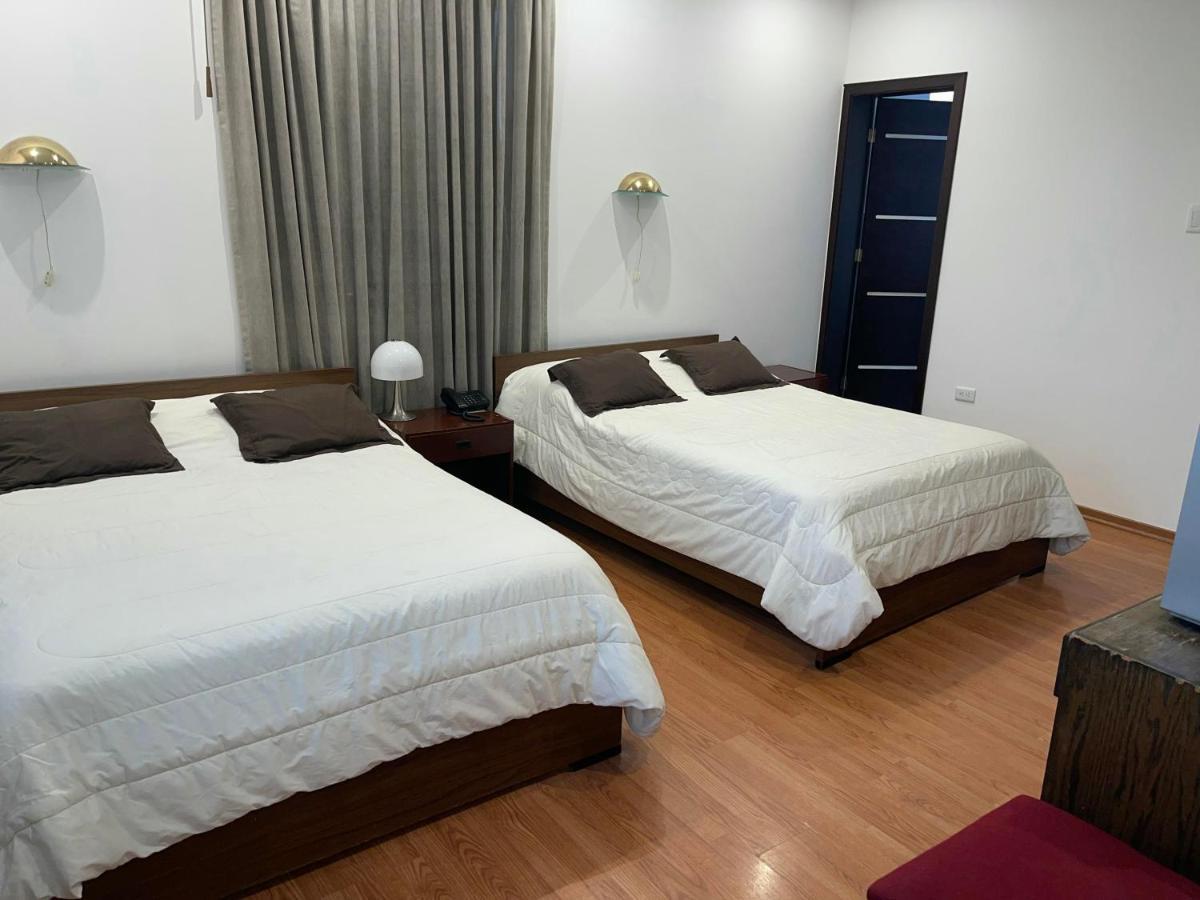 Alston Inn Hotel Quito Bagian luar foto