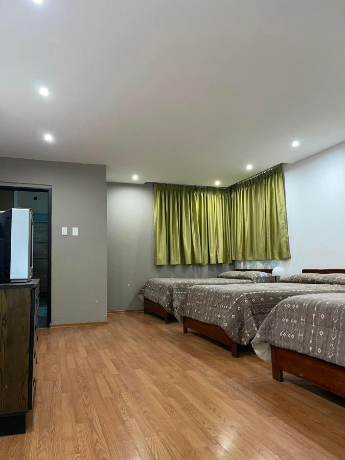 Alston Inn Hotel Quito Bagian luar foto