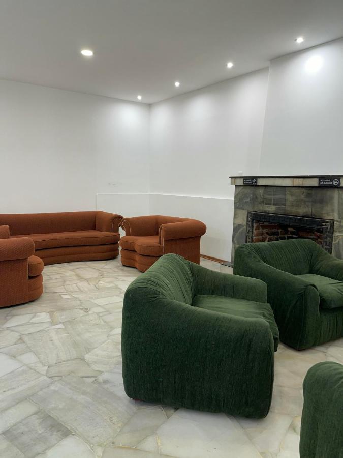 Alston Inn Hotel Quito Bagian luar foto