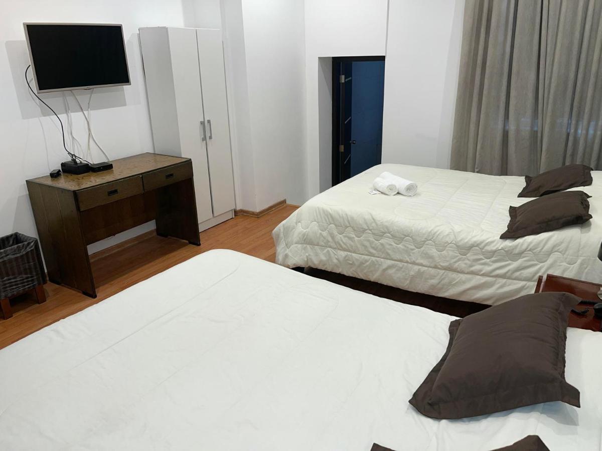 Alston Inn Hotel Quito Bagian luar foto