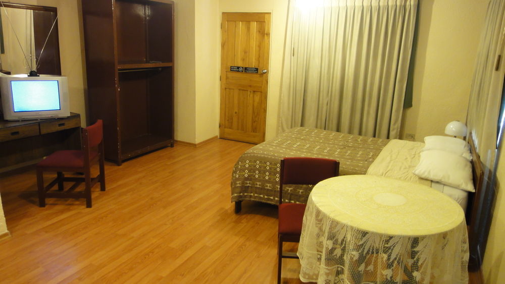 Alston Inn Hotel Quito Bagian luar foto